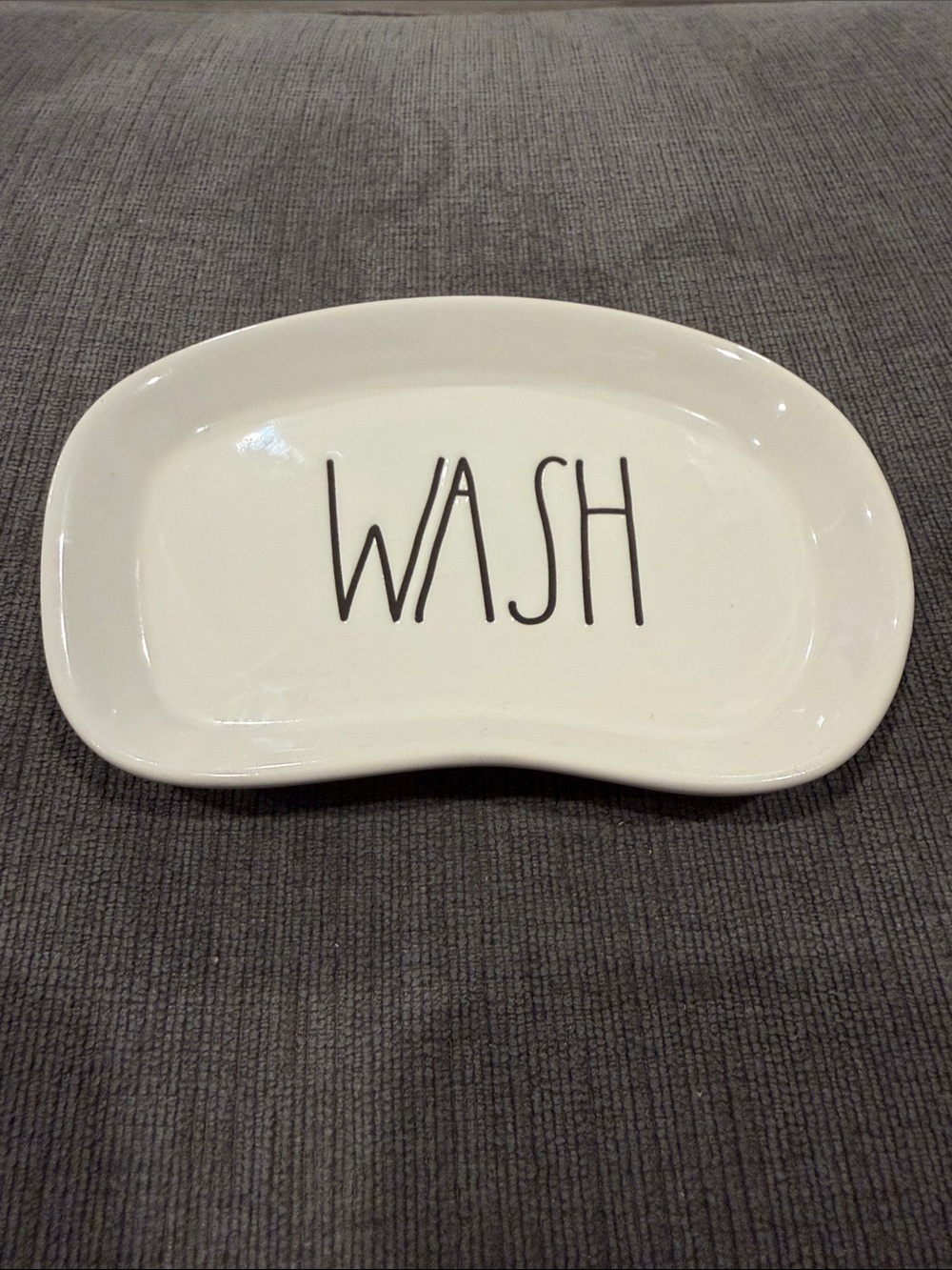 Rae Dunn WASH ceramic soap dish - NWOT!!     home bath decor beauty shower